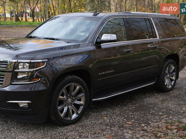 Коричневий Шевроле Субурбан, об'ємом двигуна 5.33 л та пробігом 240 тис. км за 35000 $, фото 1 на Automoto.ua