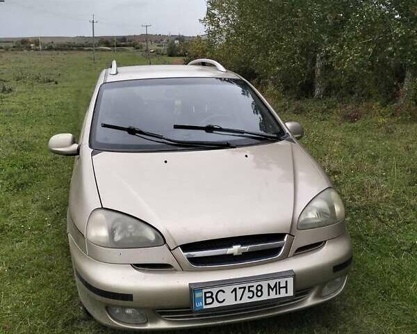 Бежевий Шевроле Такума, об'ємом двигуна 2 л та пробігом 350 тис. км за 2200 $, фото 1 на Automoto.ua
