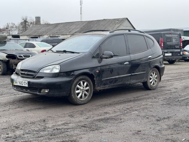 Черный Шевроле Такума, объемом двигателя 2 л и пробегом 999 тыс. км за 1900 $, фото 1 на Automoto.ua