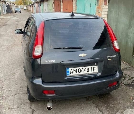 Черный Шевроле Такума, объемом двигателя 1.6 л и пробегом 228 тыс. км за 2104 $, фото 1 на Automoto.ua