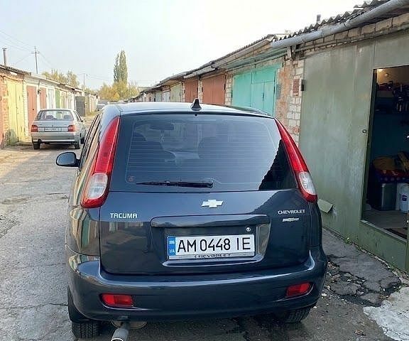 Черный Шевроле Такума, объемом двигателя 1.6 л и пробегом 228 тыс. км за 2100 $, фото 1 на Automoto.ua