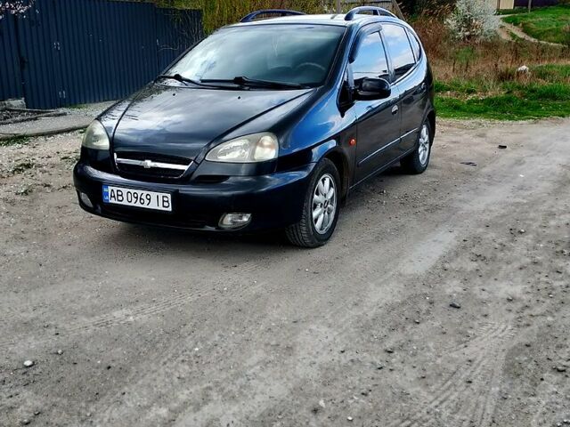 Черный Шевроле Такума, объемом двигателя 2 л и пробегом 192 тыс. км за 3550 $, фото 1 на Automoto.ua