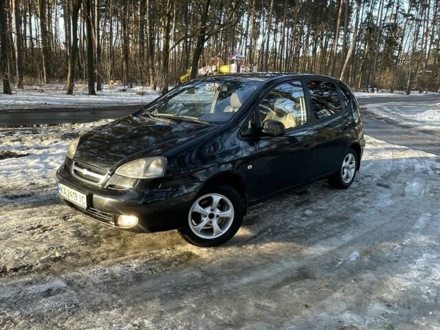 Черный Шевроле Такума, объемом двигателя 1.6 л и пробегом 200 тыс. км за 2100 $, фото 1 на Automoto.ua