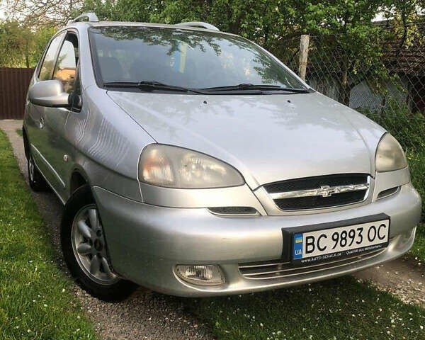 Шевроле Такума, объемом двигателя 2 л и пробегом 232 тыс. км за 2900 $, фото 1 на Automoto.ua