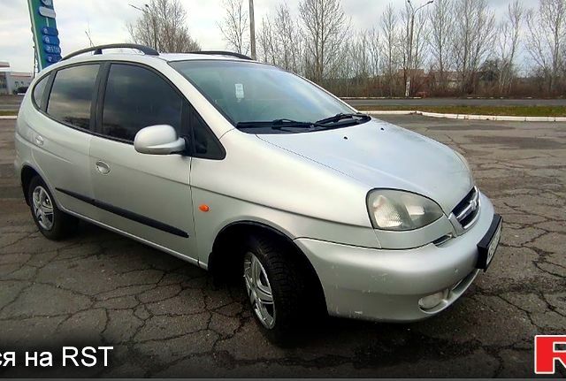 Серый Шевроле Такума, объемом двигателя 2 л и пробегом 0 тыс. км за 3500 $, фото 1 на Automoto.ua