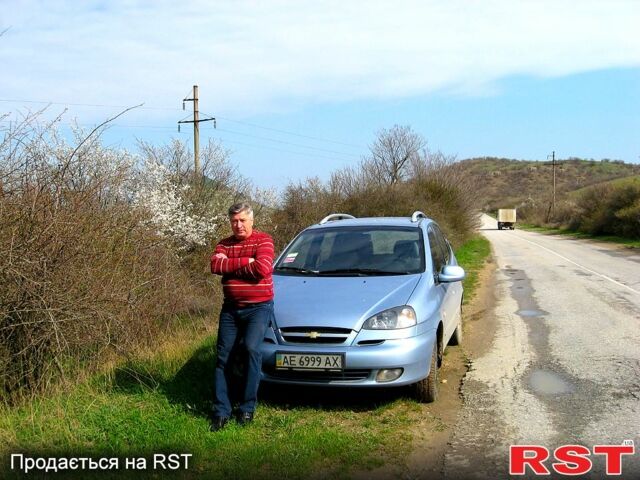 Серый Шевроле Такума, объемом двигателя 2 л и пробегом 236 тыс. км за 4200 $, фото 1 на Automoto.ua