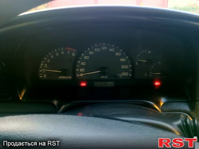 Серый Шевроле Такума, объемом двигателя 1.6 л и пробегом 240 тыс. км за 3000 $, фото 1 на Automoto.ua