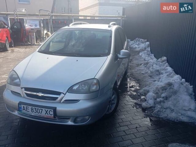 Серый Шевроле Такума, объемом двигателя 2 л и пробегом 216 тыс. км за 2500 $, фото 1 на Automoto.ua