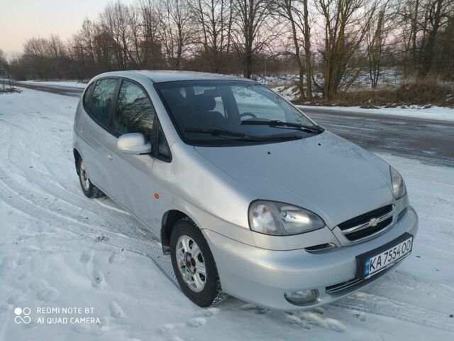 Серый Шевроле Такума, объемом двигателя 1.6 л и пробегом 170 тыс. км за 3000 $, фото 1 на Automoto.ua