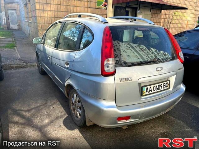 Серый Шевроле Такума, объемом двигателя 2 л и пробегом 174 тыс. км за 1800 $, фото 1 на Automoto.ua