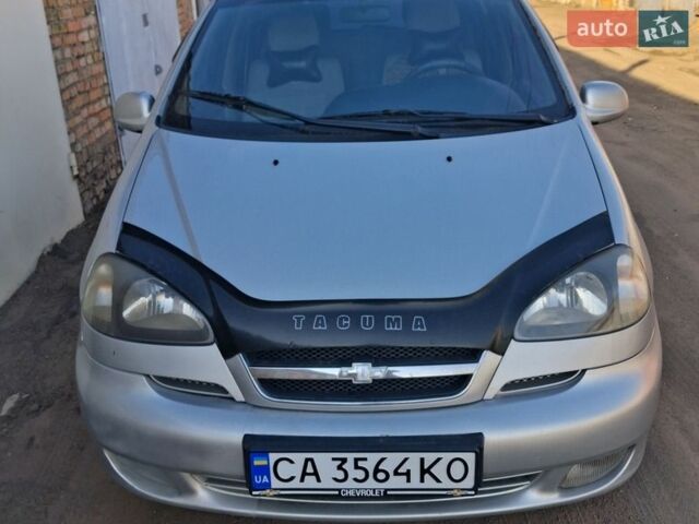 Серый Шевроле Такума, объемом двигателя 2 л и пробегом 371 тыс. км за 2300 $, фото 1 на Automoto.ua