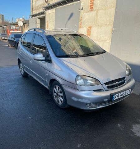 Серый Шевроле Такума, объемом двигателя 2 л и пробегом 250 тыс. км за 2050 $, фото 1 на Automoto.ua