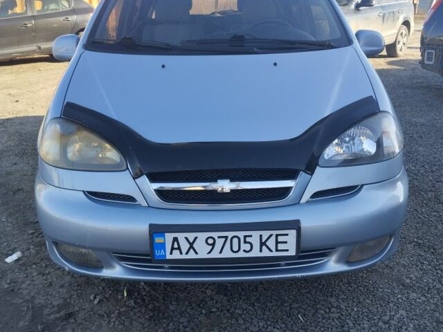 Серый Шевроле Такума, объемом двигателя 2 л и пробегом 190 тыс. км за 3500 $, фото 1 на Automoto.ua