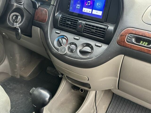 Сірий Шевроле Такума, об'ємом двигуна 2 л та пробігом 290 тис. км за 3000 $, фото 1 на Automoto.ua