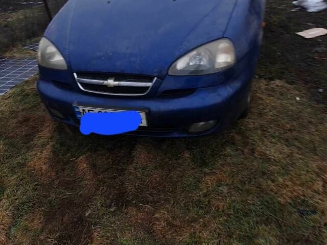 Синий Шевроле Такума, объемом двигателя 1.6 л и пробегом 350 тыс. км за 1200 $, фото 1 на Automoto.ua