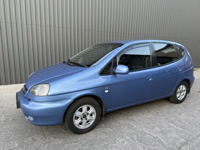 Синий Шевроле Такума, объемом двигателя 1.6 л и пробегом 134 тыс. км за 3600 $, фото 1 на Automoto.ua