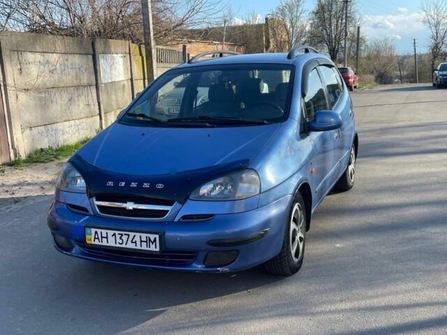 Синий Шевроле Такума, объемом двигателя 2 л и пробегом 195 тыс. км за 2350 $, фото 1 на Automoto.ua