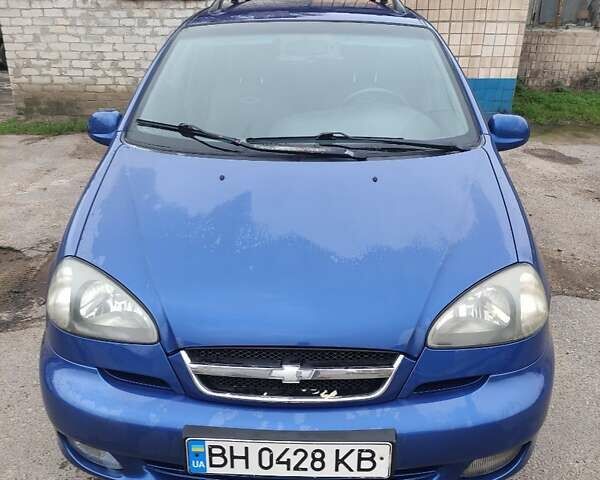 Синий Шевроле Такума, объемом двигателя 2 л и пробегом 178 тыс. км за 3500 $, фото 1 на Automoto.ua