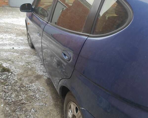 Синий Шевроле Такума, объемом двигателя 1.6 л и пробегом 120 тыс. км за 2200 $, фото 1 на Automoto.ua