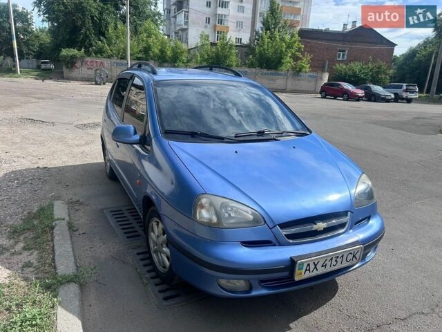 Синий Шевроле Такума, объемом двигателя 2 л и пробегом 121 тыс. км за 3499 $, фото 1 на Automoto.ua