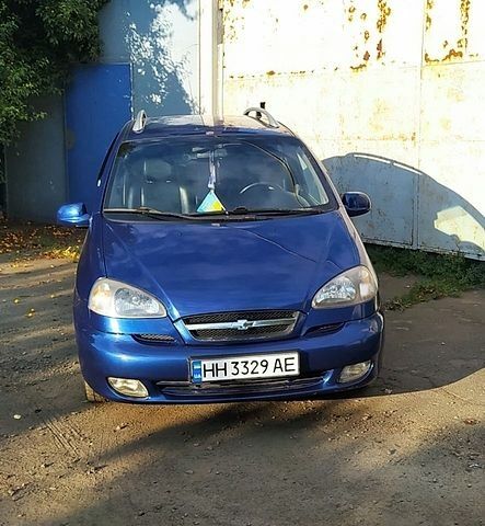 Синий Шевроле Такума, объемом двигателя 1.99 л и пробегом 163 тыс. км за 3800 $, фото 1 на Automoto.ua