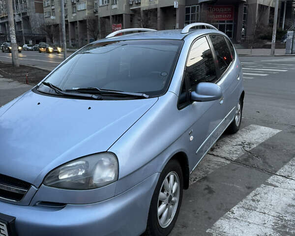 Синий Шевроле Такума, объемом двигателя 2 л и пробегом 236 тыс. км за 3200 $, фото 1 на Automoto.ua