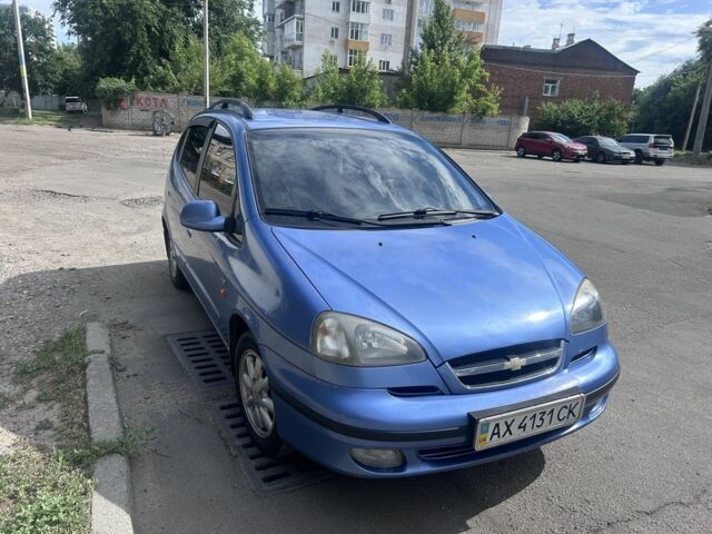 Синий Шевроле Такума, объемом двигателя 2 л и пробегом 123 тыс. км за 3499 $, фото 1 на Automoto.ua