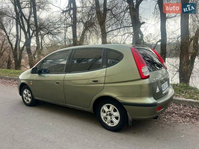 Зеленый Шевроле Такума, объемом двигателя 1.6 л и пробегом 280 тыс. км за 2800 $, фото 1 на Automoto.ua