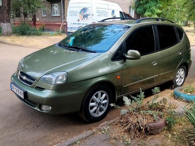 Зеленый Шевроле Такума, объемом двигателя 2 л и пробегом 185 тыс. км за 3999 $, фото 1 на Automoto.ua