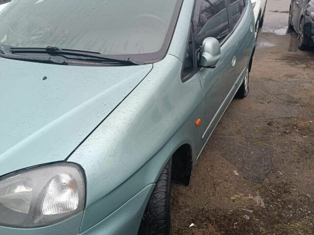 Зеленый Шевроле Такума, объемом двигателя 2 л и пробегом 200 тыс. км за 2400 $, фото 1 на Automoto.ua