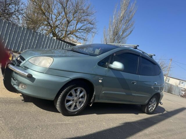 Зеленый Шевроле Такума, объемом двигателя 2 л и пробегом 230 тыс. км за 3200 $, фото 1 на Automoto.ua