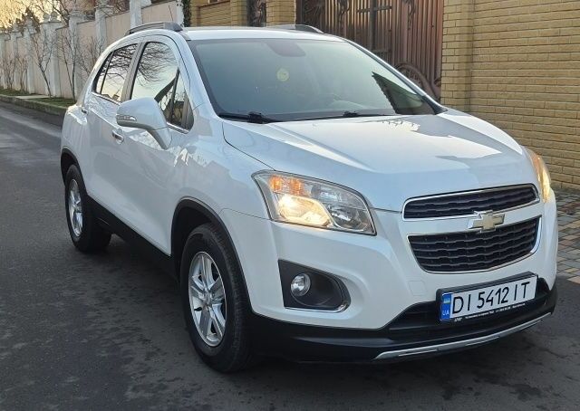 Білий Шевроле Трекер, об'ємом двигуна 1.8 л та пробігом 161 тис. км за 10100 $, фото 1 на Automoto.ua