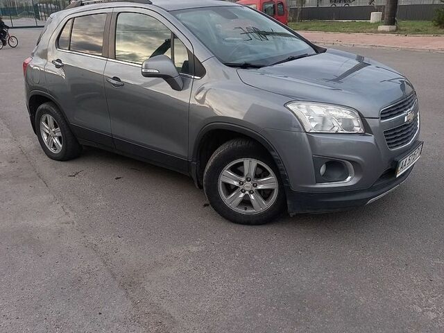 Сірий Шевроле Трекер, об'ємом двигуна 1.36 л та пробігом 160 тис. км за 8000 $, фото 1 на Automoto.ua