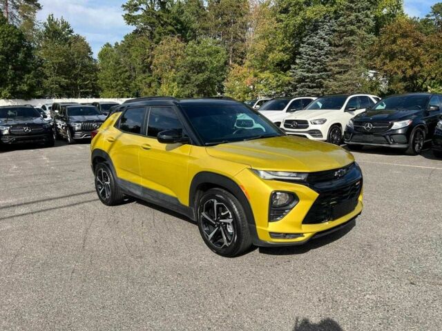 Желтый Шевроле Трейлблейзер, объемом двигателя 1.3 л и пробегом 15 тыс. км за 7000 $, фото 1 на Automoto.ua