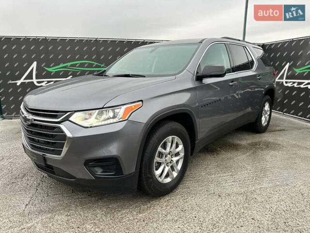 Серый Шевроле Траверс, объемом двигателя 3.56 л и пробегом 45 тыс. км за 23000 $, фото 1 на Automoto.ua