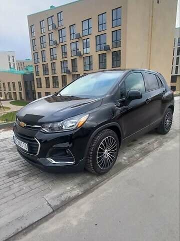 Чорний Шевроле Trax, об'ємом двигуна 1.36 л та пробігом 126 тис. км за 10600 $, фото 1 на Automoto.ua