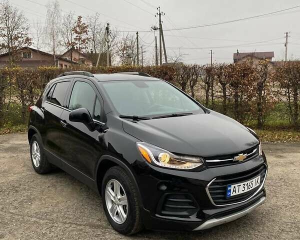 Черный Шевроле Trax, объемом двигателя 1.4 л и пробегом 68 тыс. км за 11950 $, фото 1 на Automoto.ua