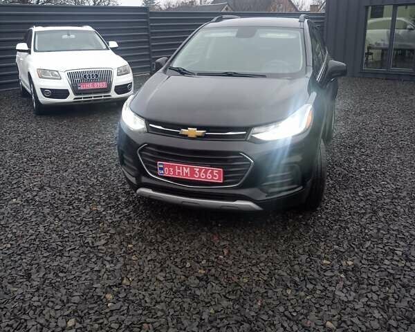 Черный Шевроле Trax, объемом двигателя 1.4 л и пробегом 131 тыс. км за 12800 $, фото 1 на Automoto.ua