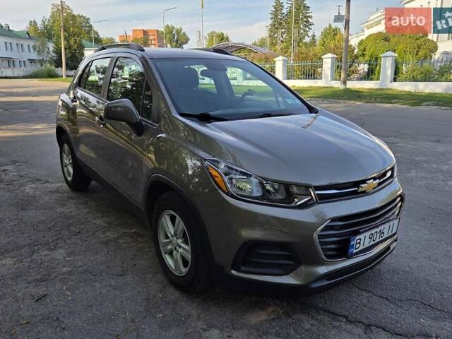 Серый Шевроле Trax, объемом двигателя 1.4 л и пробегом 19 тыс. км за 14400 $, фото 1 на Automoto.ua