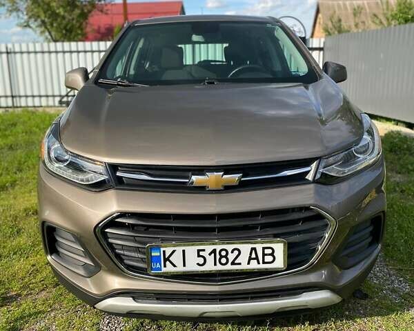 Сірий Шевроле Trax, об'ємом двигуна 1.36 л та пробігом 44 тис. км за 14400 $, фото 1 на Automoto.ua