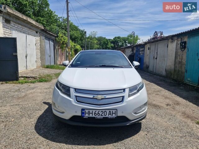 Білий Шевроле Вольт, об'ємом двигуна 1.4 л та пробігом 270 тис. км за 8800 $, фото 1 на Automoto.ua