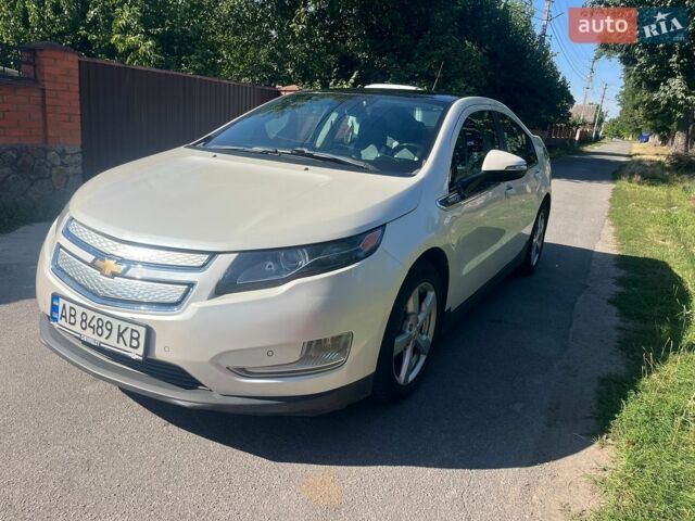 Білий Шевроле Вольт, об'ємом двигуна 1.4 л та пробігом 254 тис. км за 8000 $, фото 1 на Automoto.ua