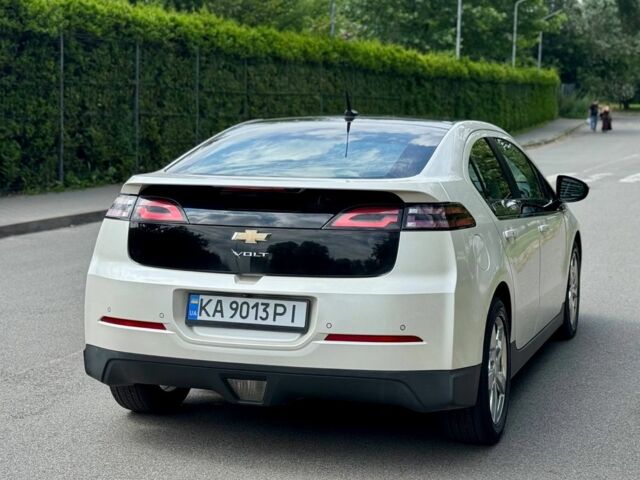 Білий Шевроле Вольт, об'ємом двигуна 1.4 л та пробігом 299 тис. км за 7999 $, фото 1 на Automoto.ua