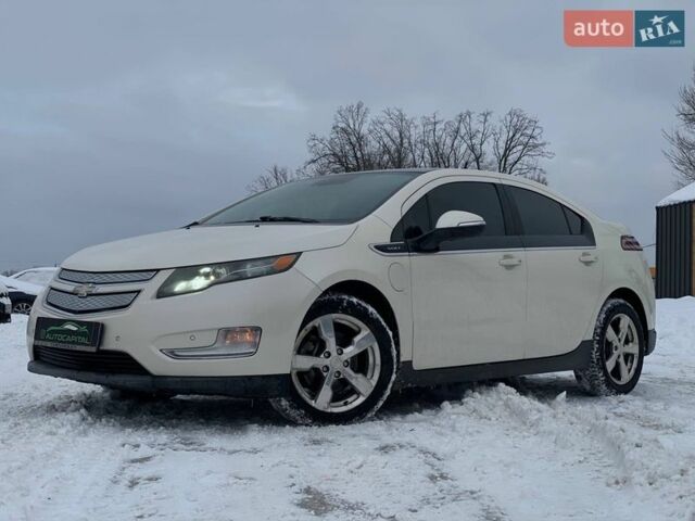 Белый Шевроле Вольт, объемом двигателя 1.4 л и пробегом 232 тыс. км за 9290 $, фото 1 на Automoto.ua