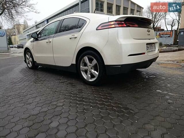 Білий Шевроле Вольт, об'ємом двигуна 1.4 л та пробігом 252 тис. км за 8999 $, фото 1 на Automoto.ua