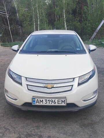 Білий Шевроле Вольт, об'ємом двигуна 1.4 л та пробігом 103 тис. км за 11500 $, фото 1 на Automoto.ua