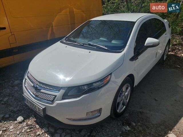 Білий Шевроле Вольт, об'ємом двигуна 1.4 л та пробігом 235 тис. км за 8300 $, фото 1 на Automoto.ua