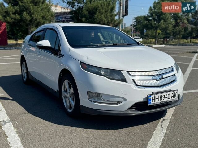 Білий Шевроле Вольт, об'ємом двигуна 1.4 л та пробігом 228 тис. км за 9500 $, фото 1 на Automoto.ua