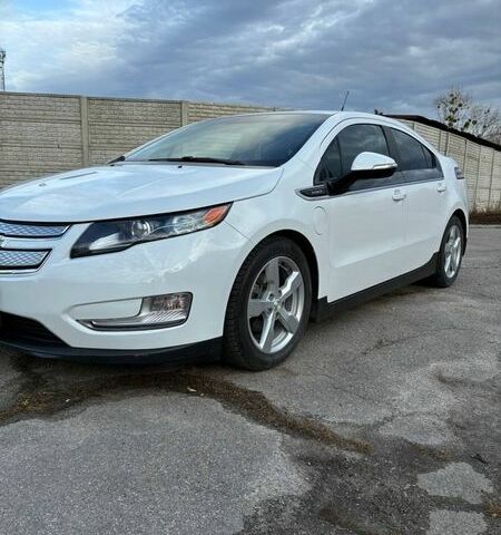 Білий Шевроле Вольт, об'ємом двигуна 1.4 л та пробігом 143 тис. км за 10500 $, фото 1 на Automoto.ua