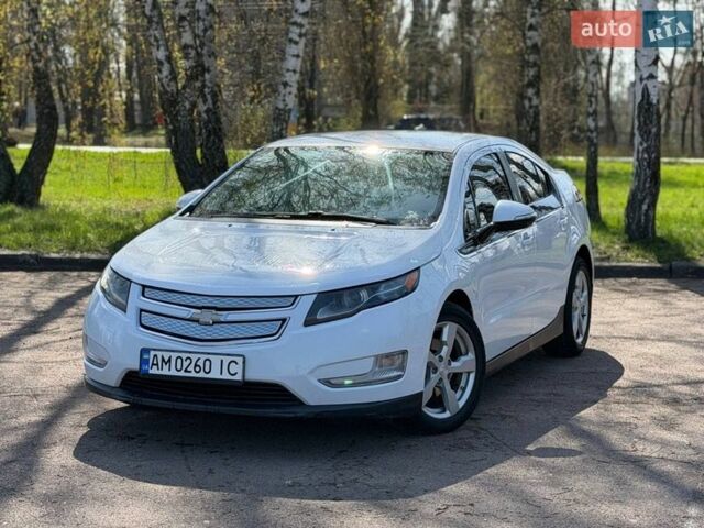 Білий Шевроле Вольт, об'ємом двигуна 1.4 л та пробігом 240 тис. км за 8200 $, фото 1 на Automoto.ua